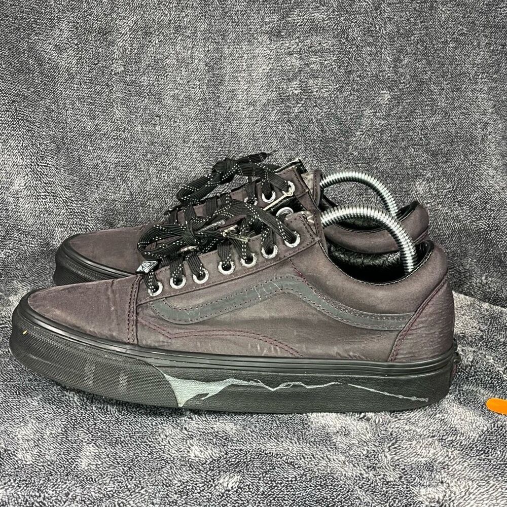 VANS x Harry Potter Shoes MENS 8 / WOMEN 9.5  Water Resistant Dark Purple Black